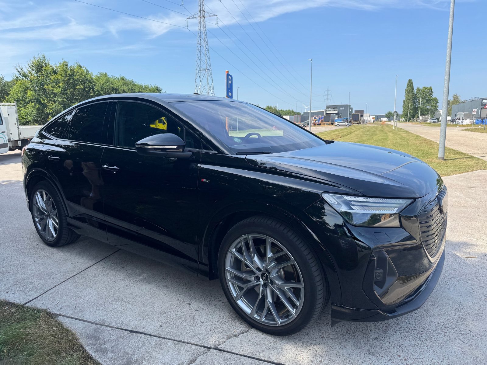 Audi Q4 Sportback 2