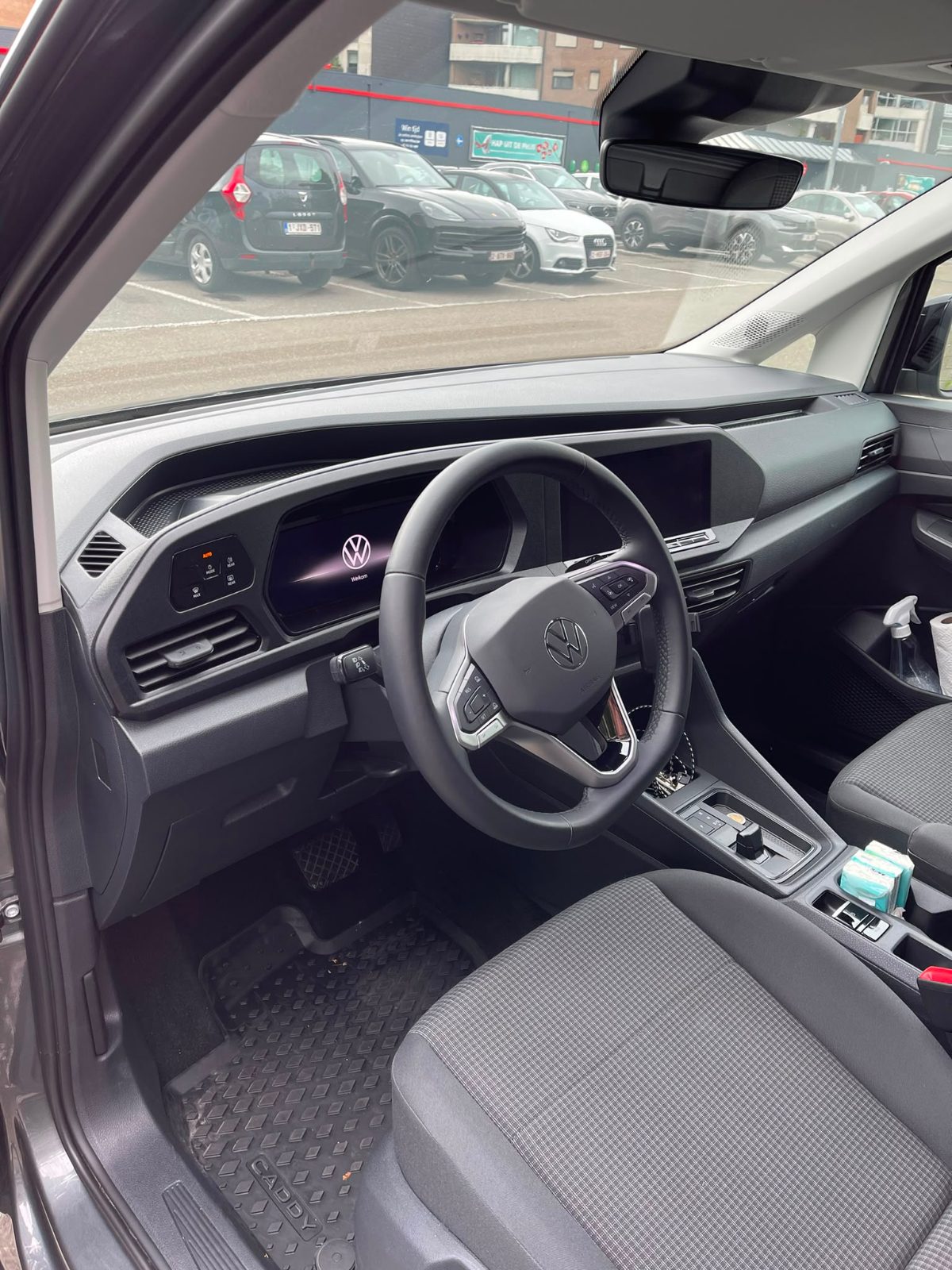 Volkswagen Caddy Maxi 6