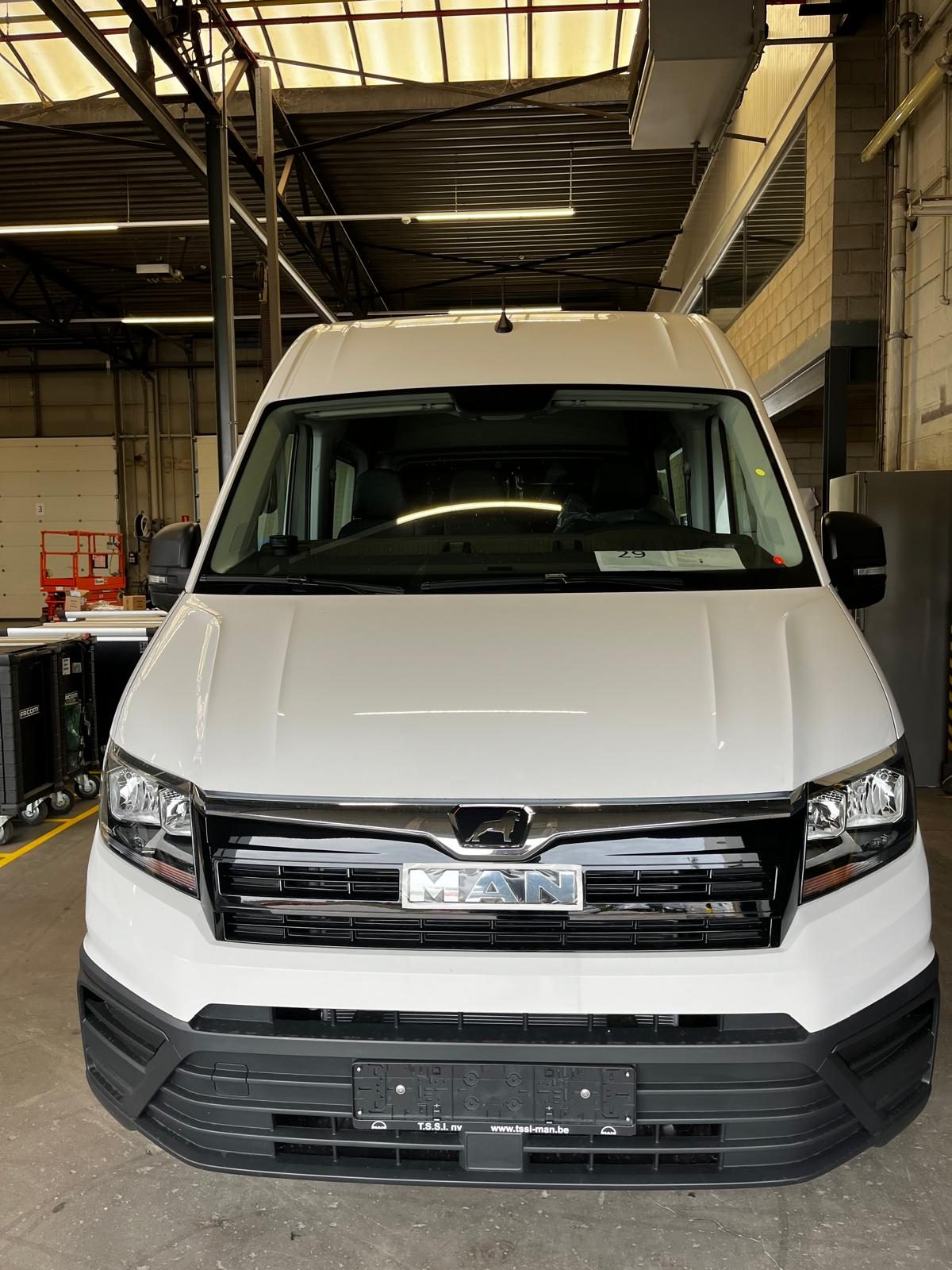 Man TGE 3.180 4/2 FWD 8 Panel-L4 2