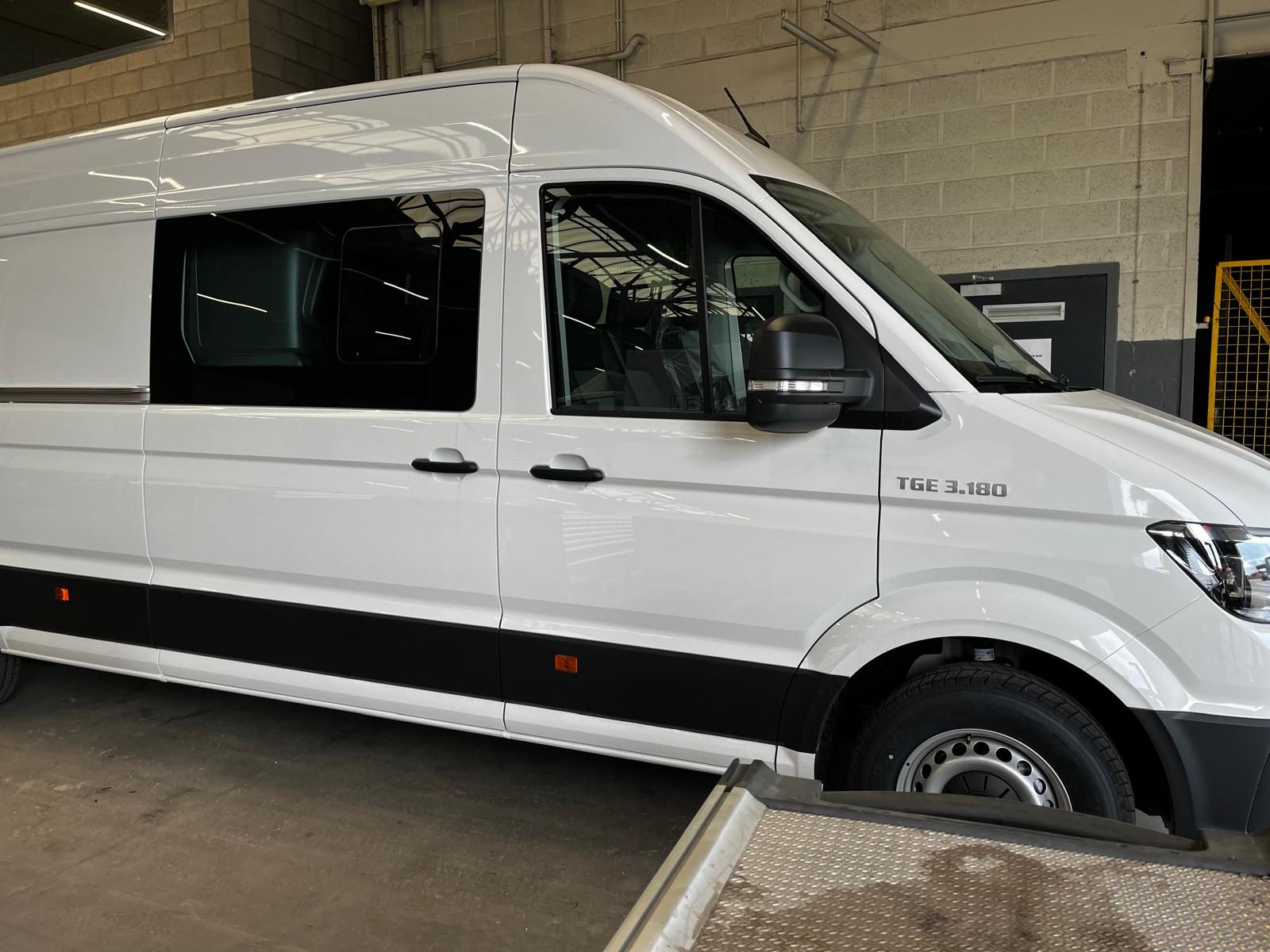 Man TGE 3.180 4/2 FWD 8 Panel-L4 9