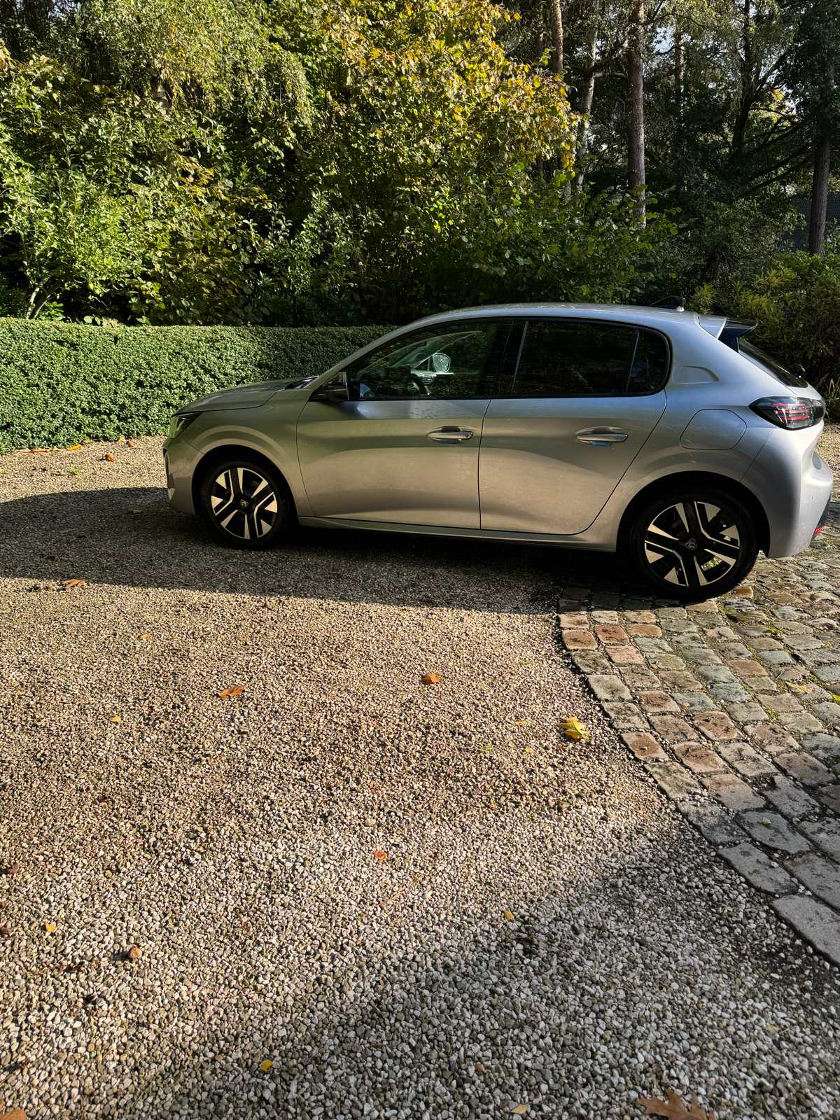 peugeot 208 3