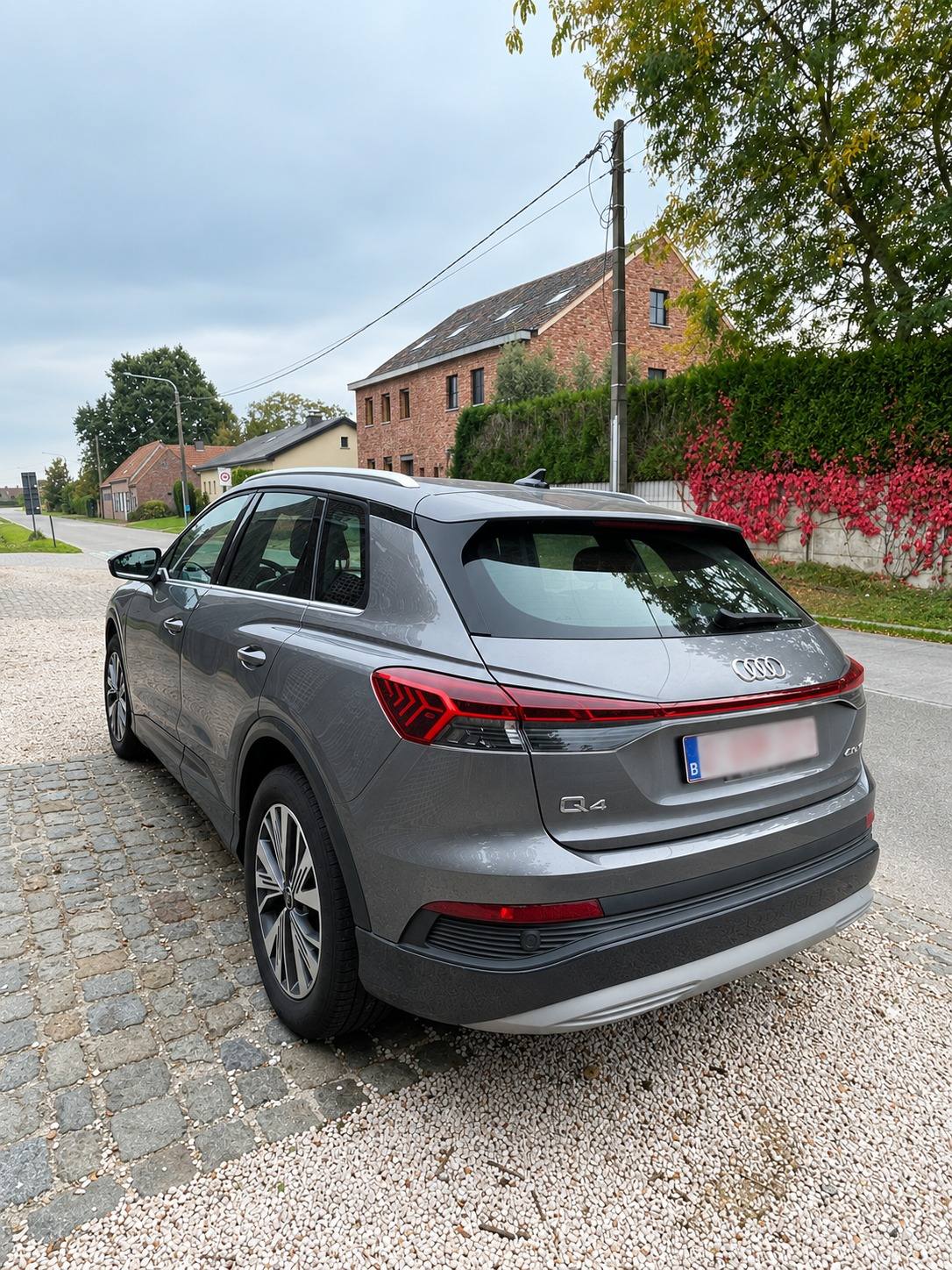 Audi Q4 e-Tron 82 kWh 45 Corporate 2