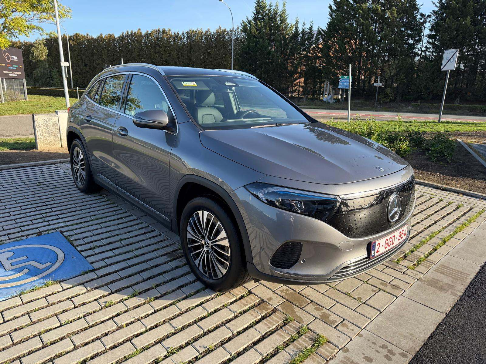 Mercedes EQA 250+ Luxury Line 7