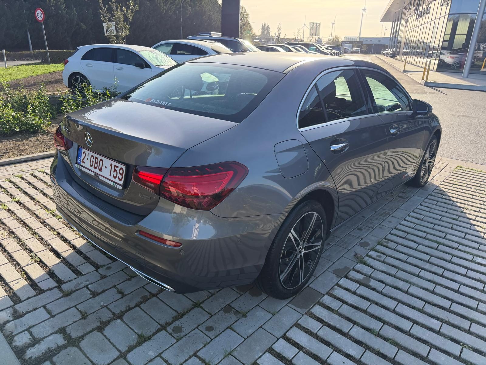 Mercedes A250e Berline Luxury Line 4