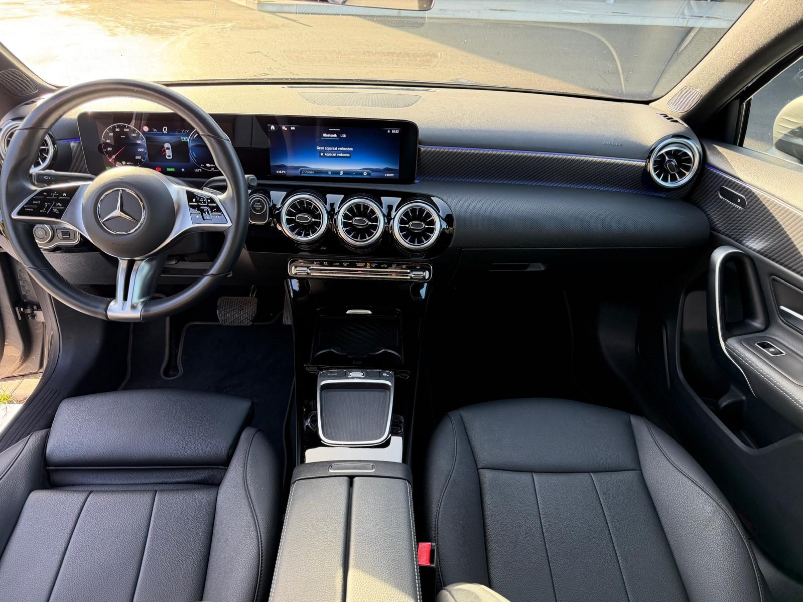 Mercedes A250e Berline Luxury Line 5