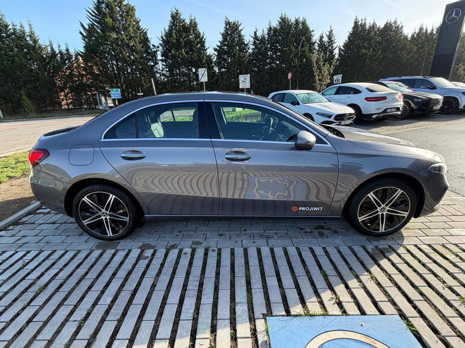 Mercedes A250e Berline Luxury Line 6