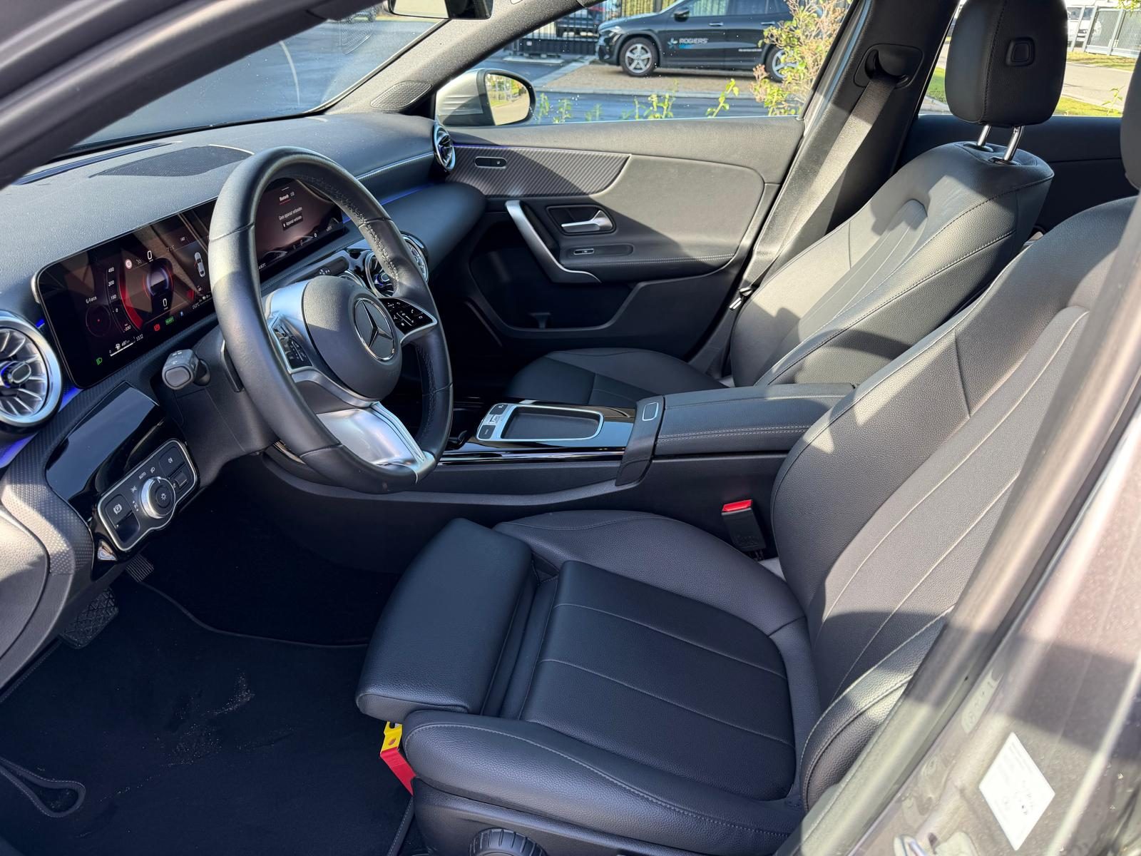 Mercedes A250e Berline Luxury Line 9