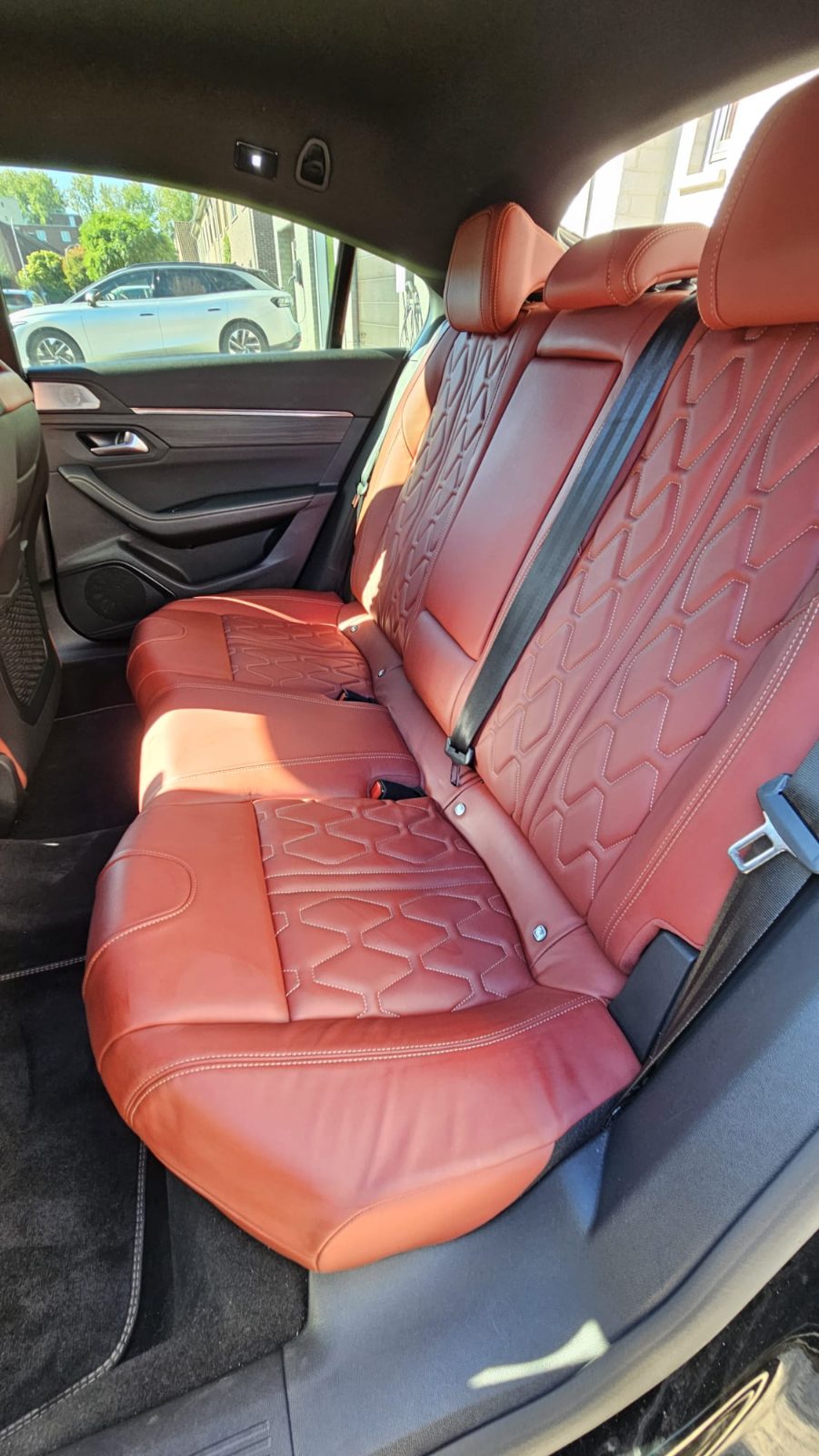Peugeot 508 GT Pack Hybrid 225 e-EAT8 10